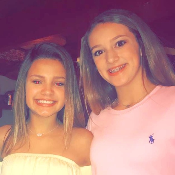 Meet your Posher, Makayla - Picture 1 of 1